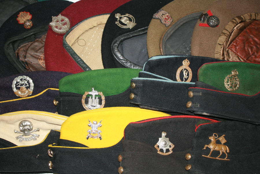 WWII SIDE CAPS & BERETS