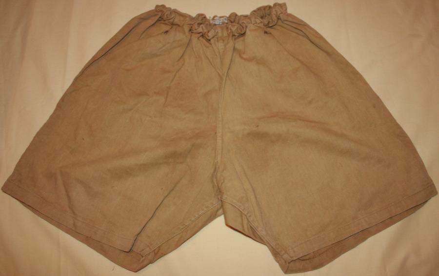 A PAIR OF KD PT SHORTS 1940 DATED