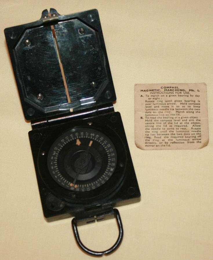 A WWII MARCHING COMPASS MKI