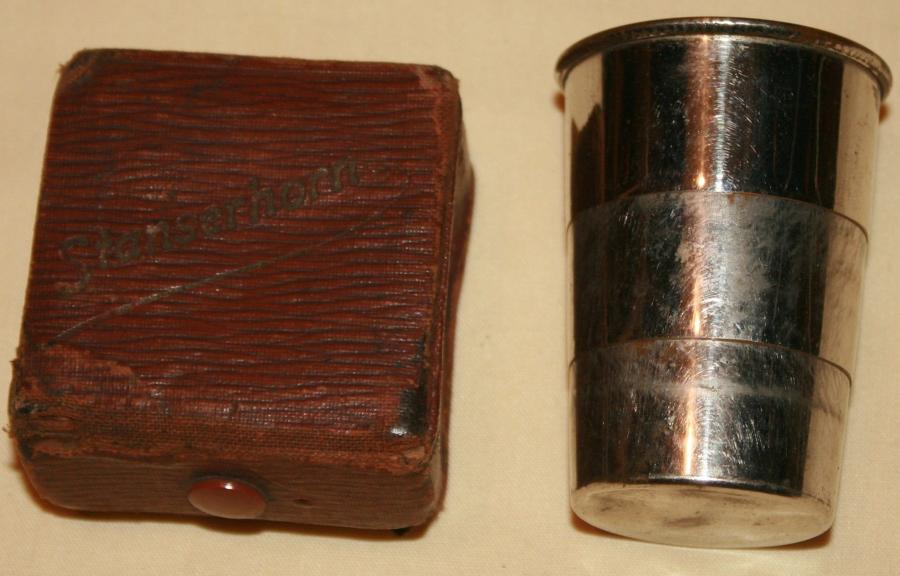 A WWI PERIOD SMALL EXTENDABLE BEAKER