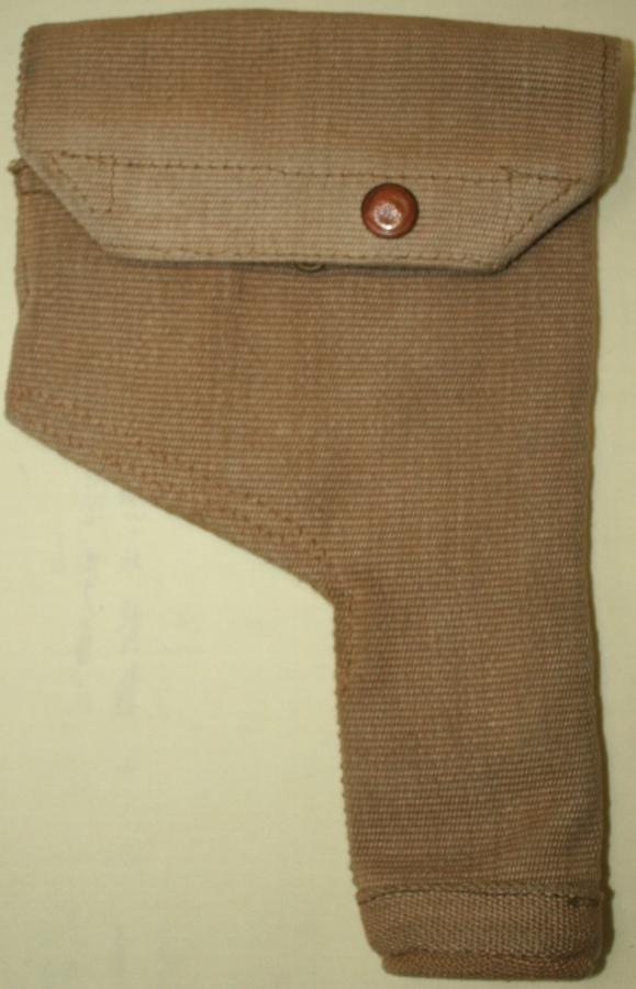A GOOD MINT EXAMPLE OF THE 37 WEBBING PISTOL HOLSTER