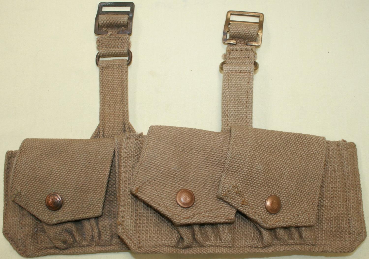 A PAIR OF THE SMALL DOUBLE AMMO POUCHES
