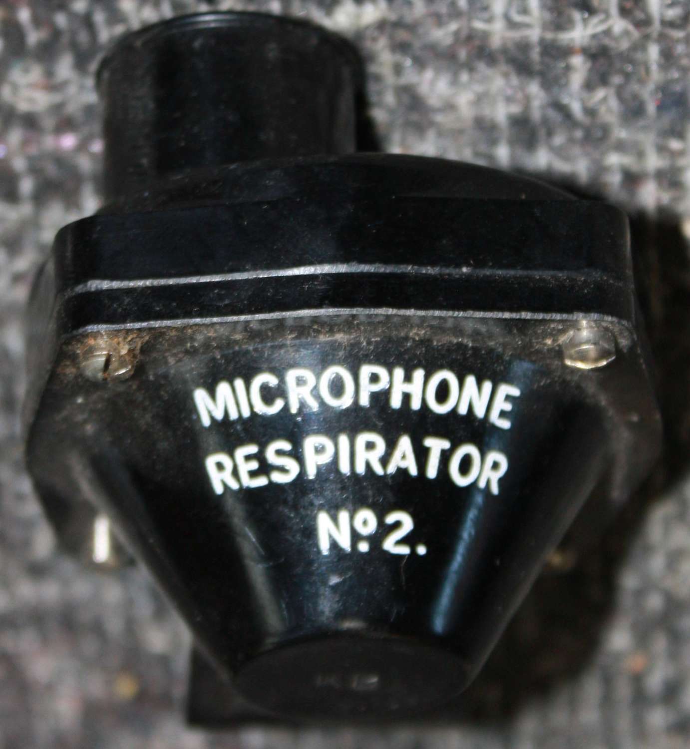 A WWII PERIOD RADIO OPERATORS GAS MASK MICROPHONE