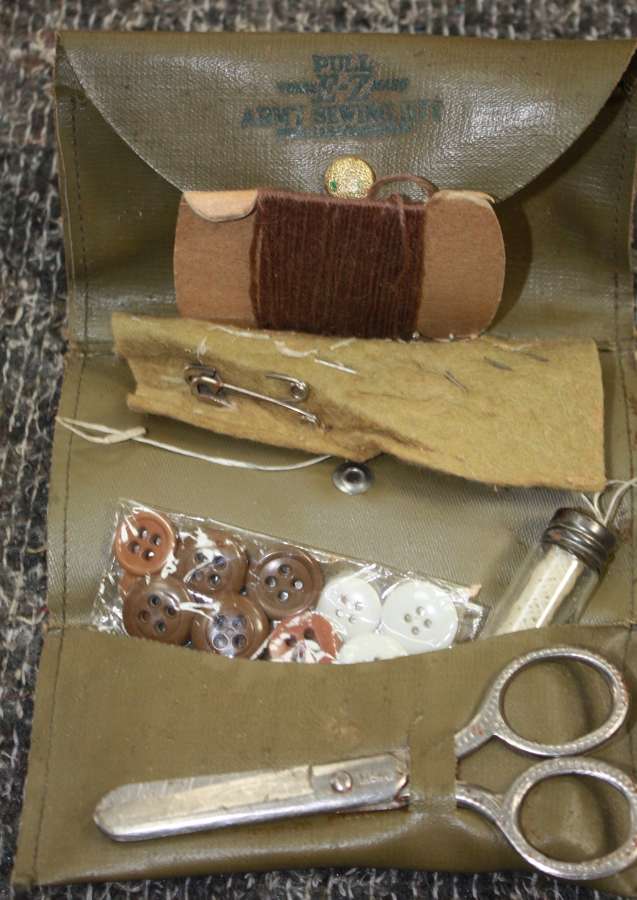 A WWII US ARMY HOUSEWIFE SEWING SET