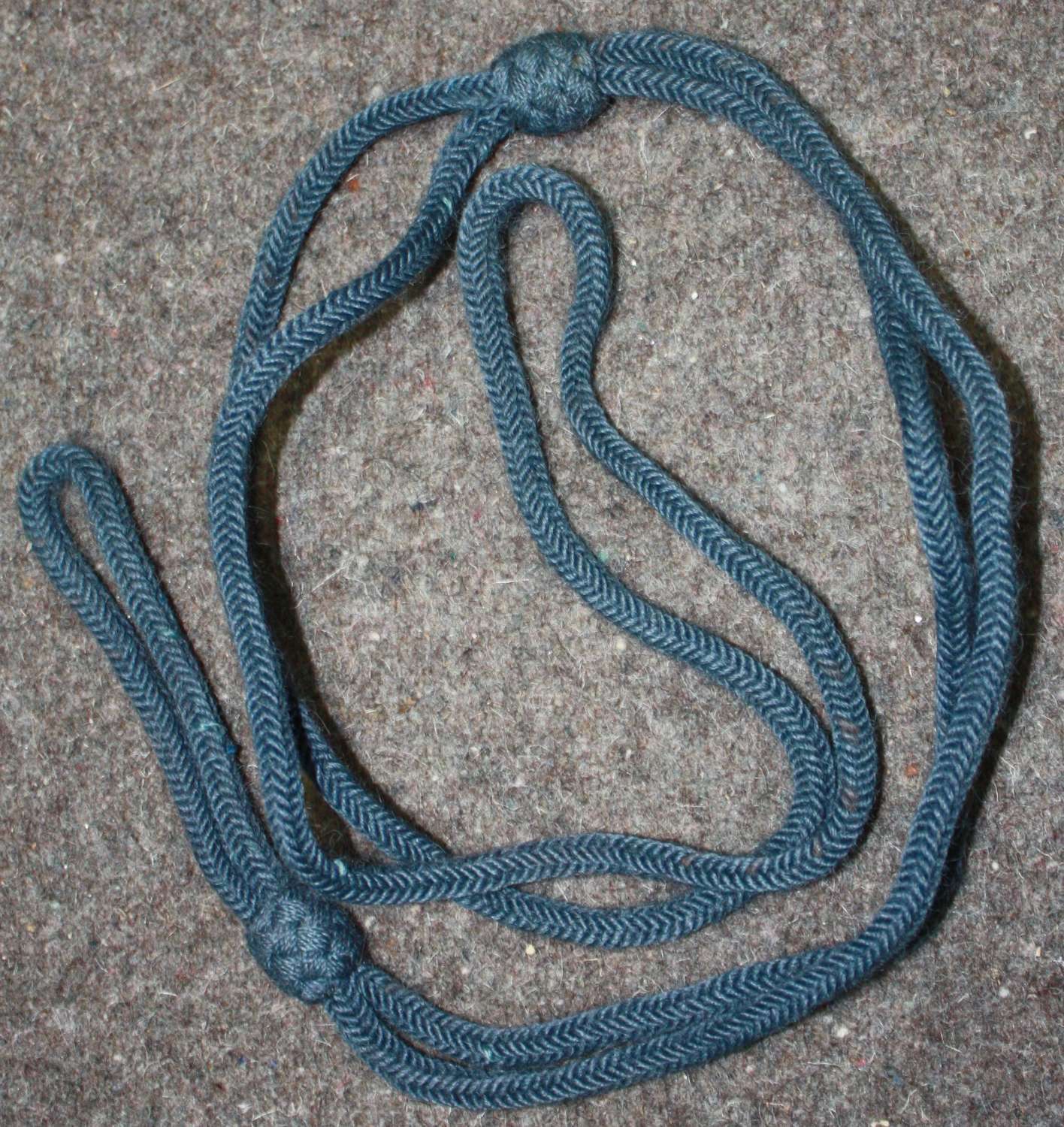 A WWII PERIOD RAF OTHER RANKS PISTOL LANYARD