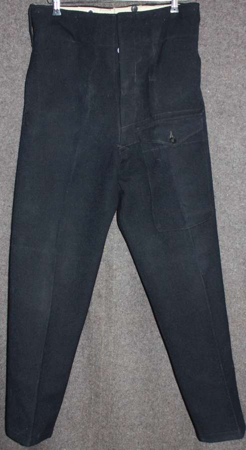 A PAIR OF WWII 1943 DATED ARP TROUSERS SIZE 10