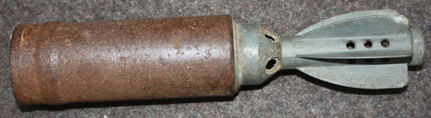 A WWII 2INCH MORTAR ROUND UNPAINTED INERT UK SALES ONLY