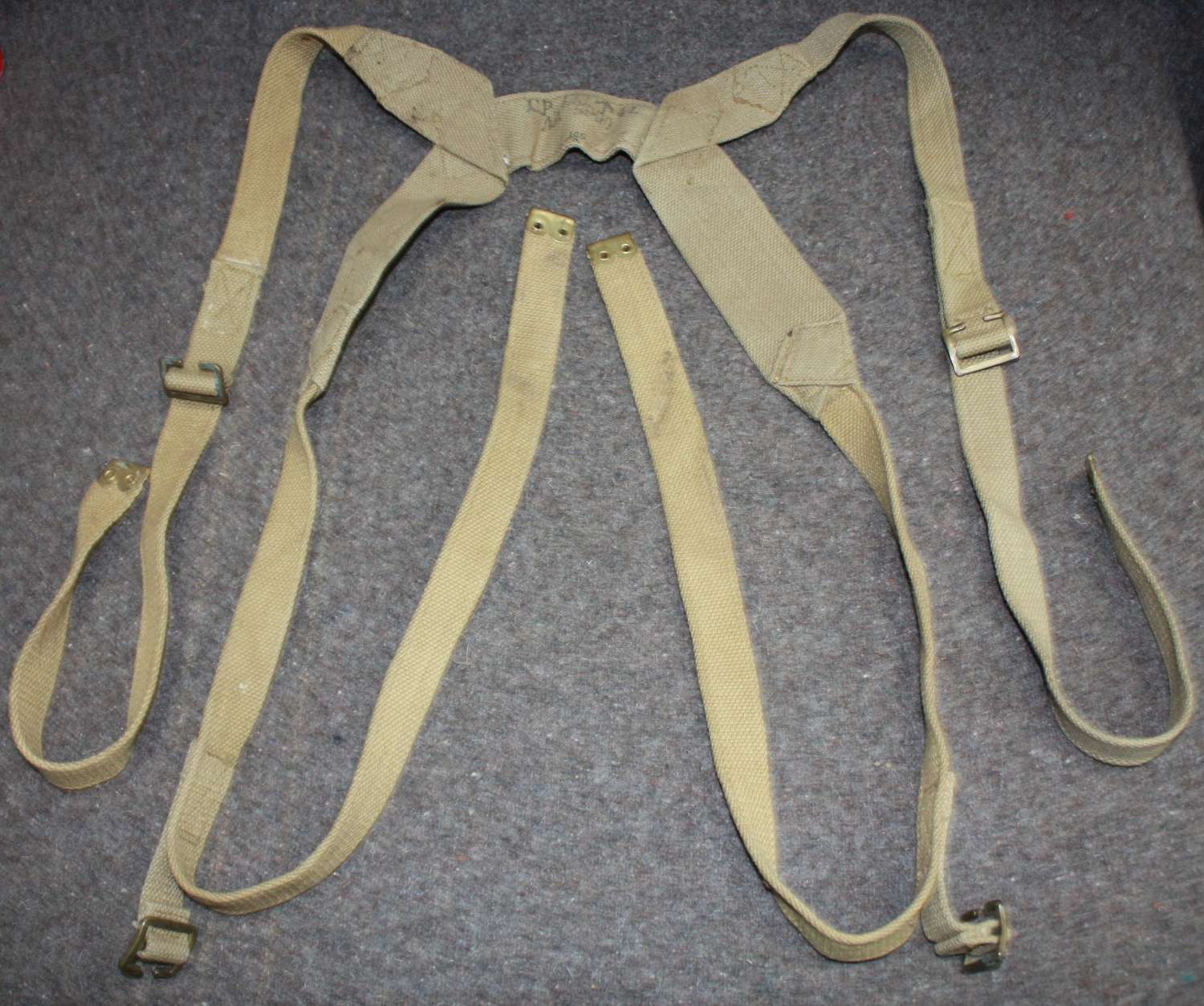 A 1944 DATED LOAD CARRYING STRAPS ( COMMONLY KNOWN BREN TRIPOD STRAPS)