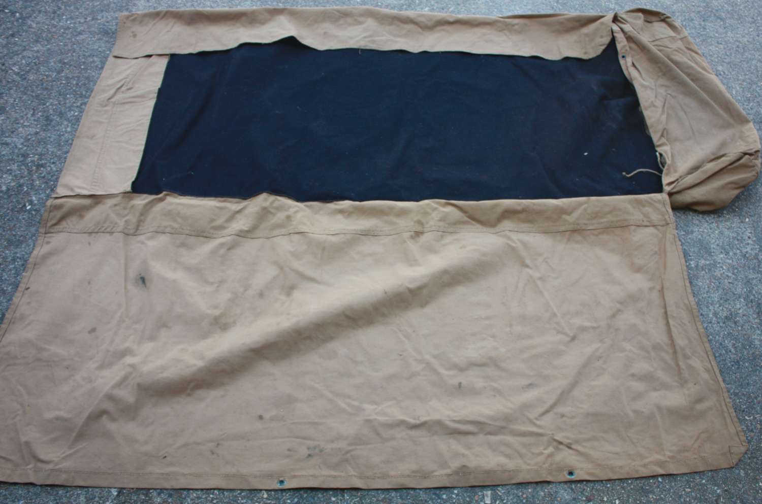 A TAN 1944 DATED BED ROLL