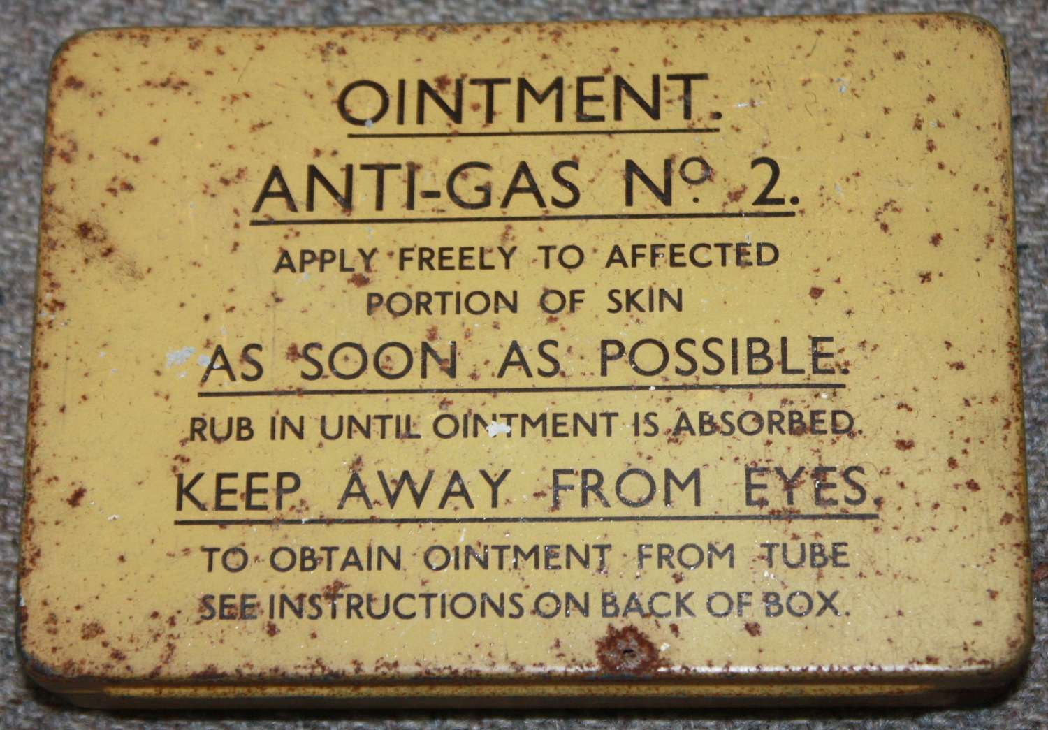 A GOOD 1939 DATED ANTI GAS OINTMENT NO 2 TIN AND CONTENTS