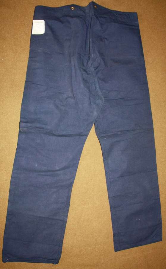 A MINT PAIR OF THE SOUTHERN RAILWAY 1944 DATED CC41 WORK TROUSERS