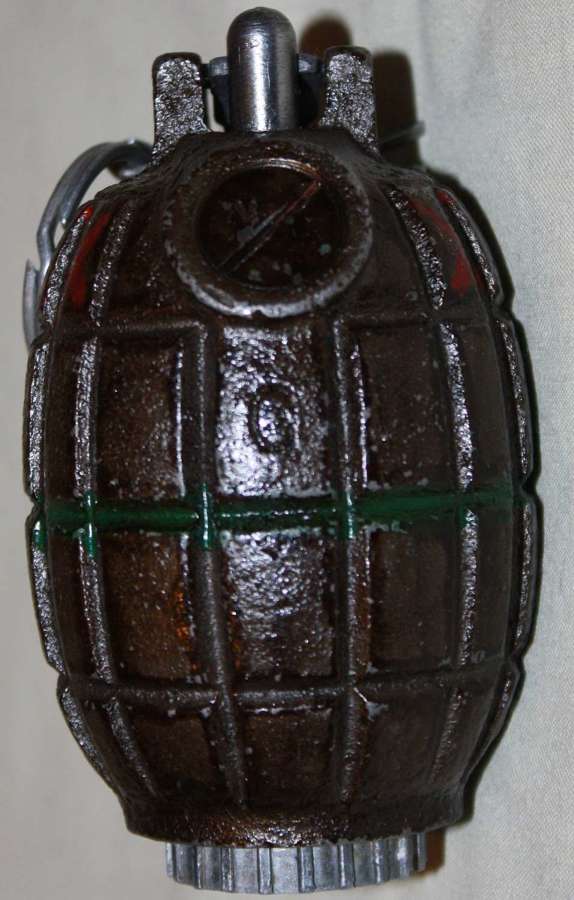 A LATE WWII CANADIAN MADE GRENADE NO36 MILLS