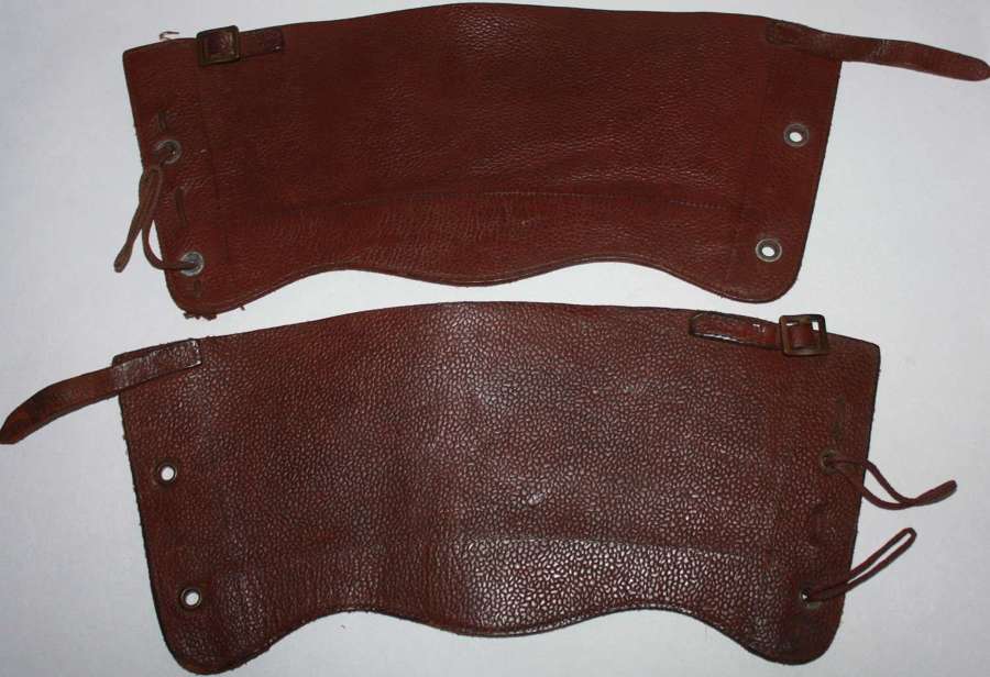 A GOOD PAIR OF THE WWII ATS LEATHER GATTERS
