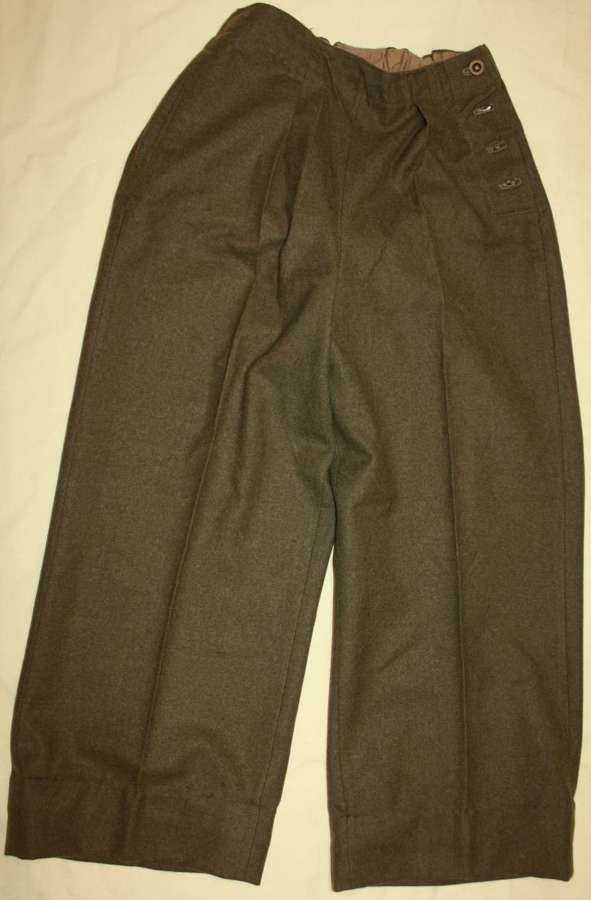 A PAIR OF WWII ATS SLACKS LARG SIZE 1942 WD STAMP