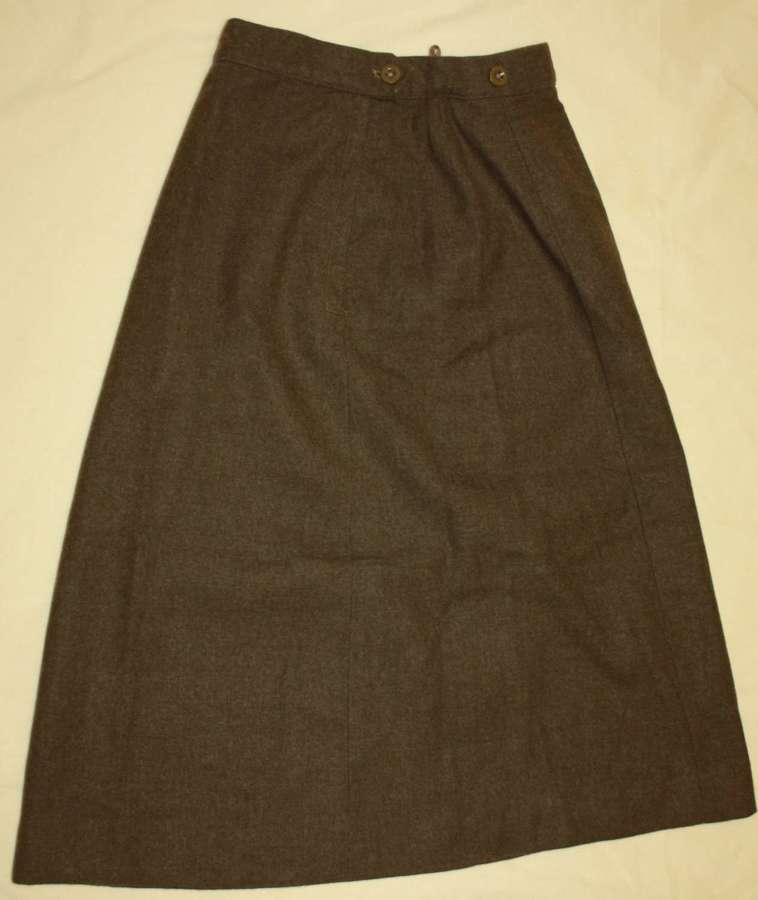 A GOOD 1951 DATED WRAC SKIRT ( SIMULAR TO THE WWII ATS SKIRTS )