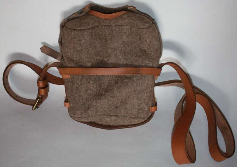 A GOOD MINT POST WWII LARGE SIZE WATER BOTTLE CARRIER AND FELT POUCH