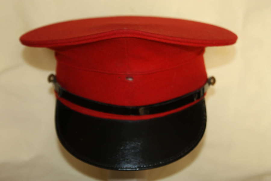 A VERY  RARE GOOD LATER INTER WAR PERIOD CAVLARY PEAKED CAP