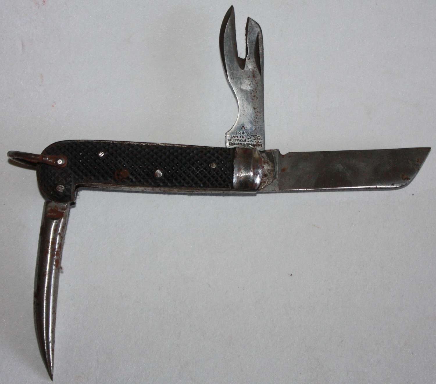 A 1942 DATED BRITISH ARMY PENKNIFE GOOD EXAMPLE 1942 DATED