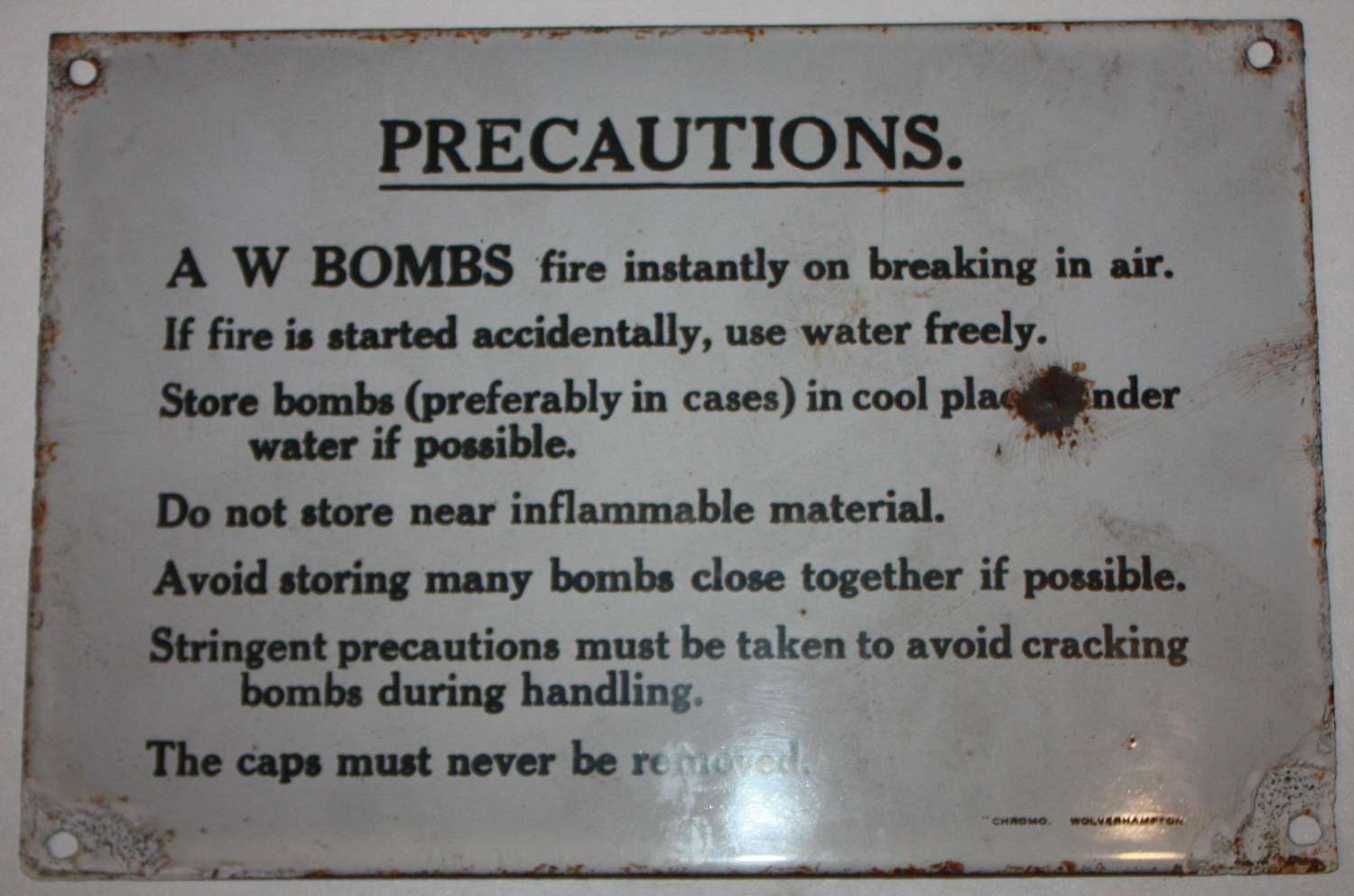 A VERY GOOD WWII A W BOMB SIGN