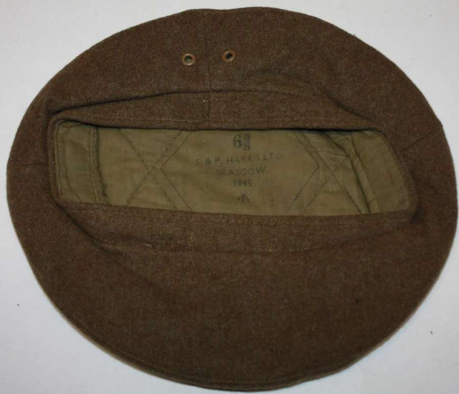 A GOOD USED WWII 1945 DATED GS BERET SIZE 6 5/8