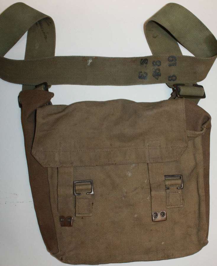 A 1917 DATED OTHER SERVICES SIDE PACK AND A SHOULDER STRAP