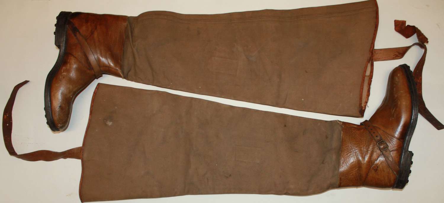 A VERY GOOD PAIR OF THE WWI PATTERN OFFICERS TRENCH BOOTS