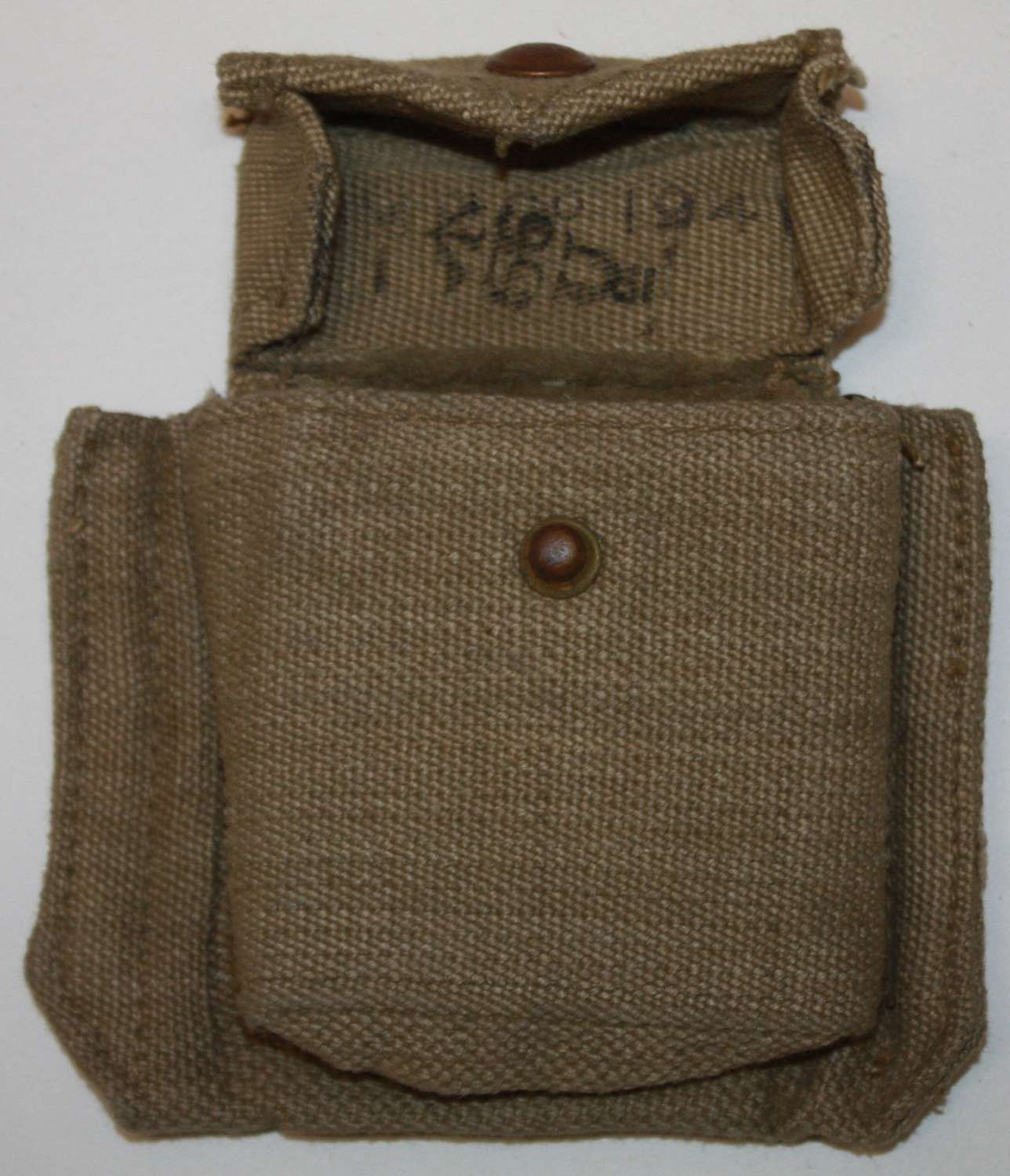 A GOOD 1941 DATED MECO 37 PATTERN COMPASS POUCH