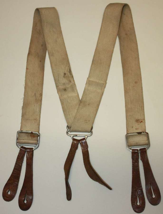 A PAIR OF USED WWII PERIOD BRACES