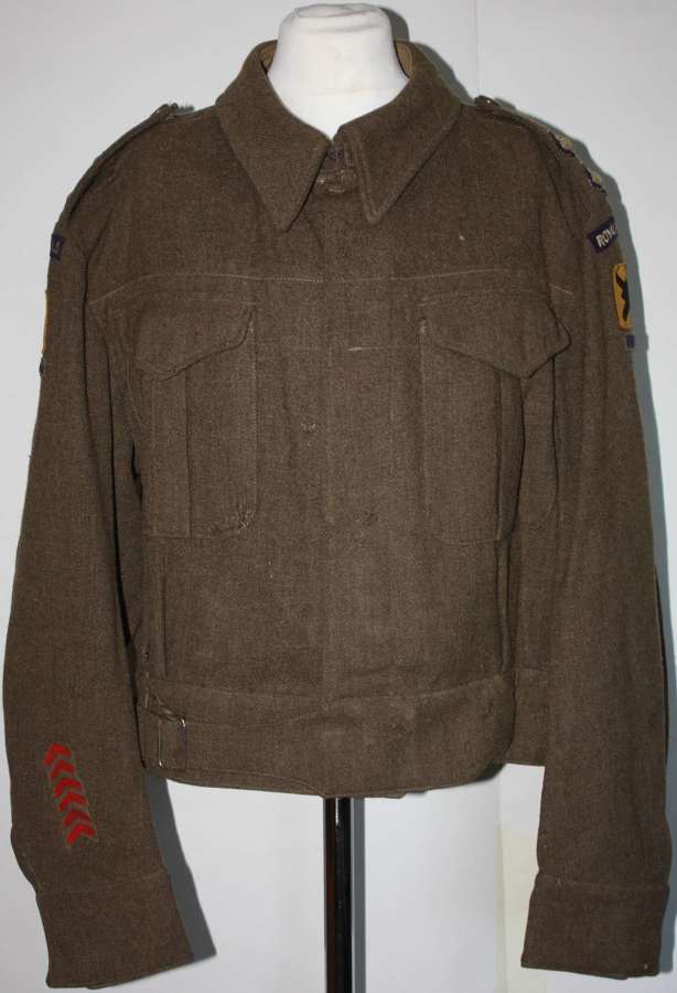 A WWII 18TH DIVISION ROYAL SIGNALS BATTLE DRESS BOUSE
