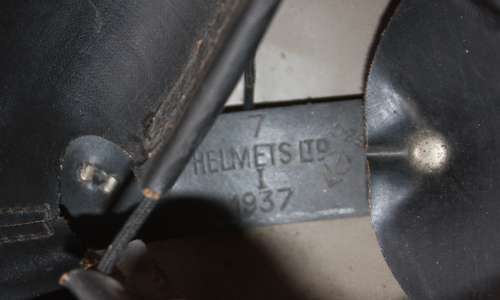 A VERY GOOD 1937 DATED WWI REISSUE BRODY HELMET NAMED EXAMPLE