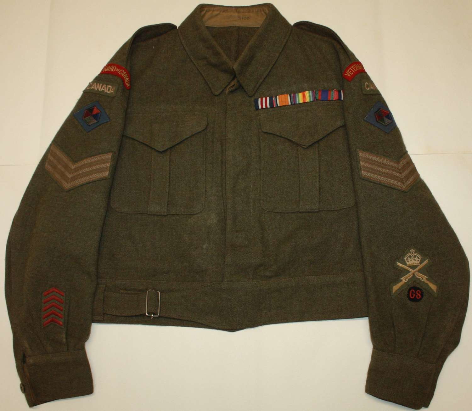 A very nice Canadian Veterans  guard of Canada WWII TUNIC