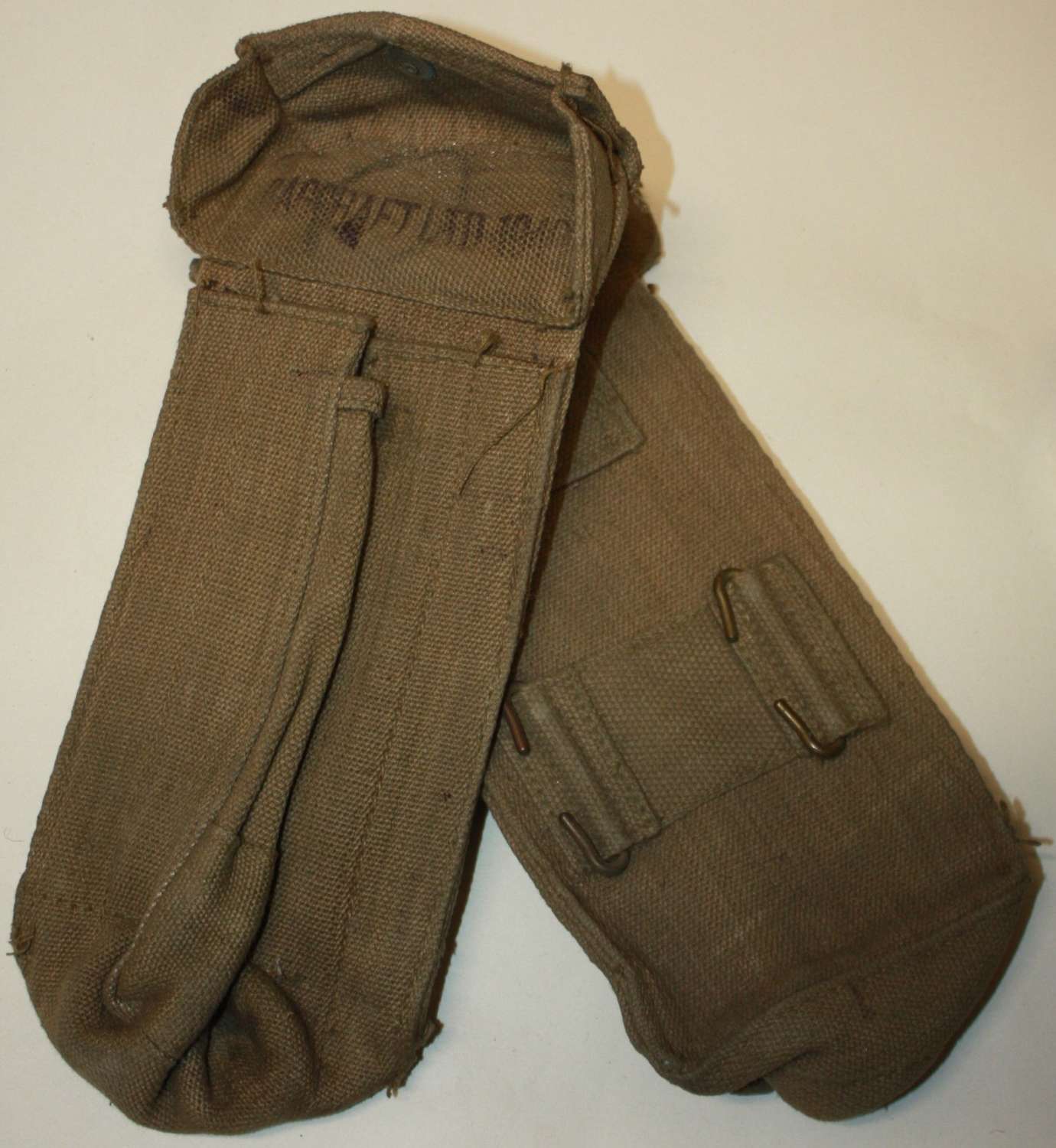 A PAIR OF MINT 1940 DATED BHG MADE 37 PATTERN AMMO POUCHES MKII