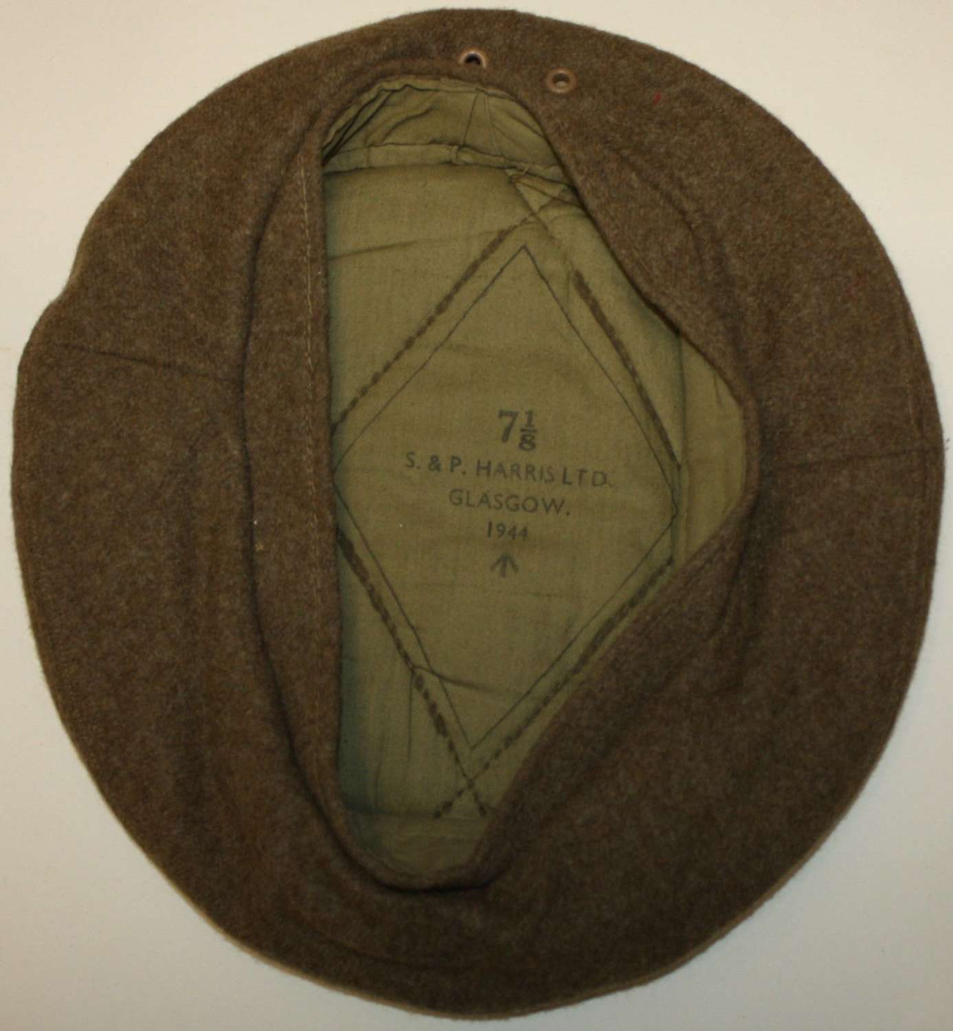 A VERY GOOD SIZE 7 1/8 GS BERET 1944 DATED