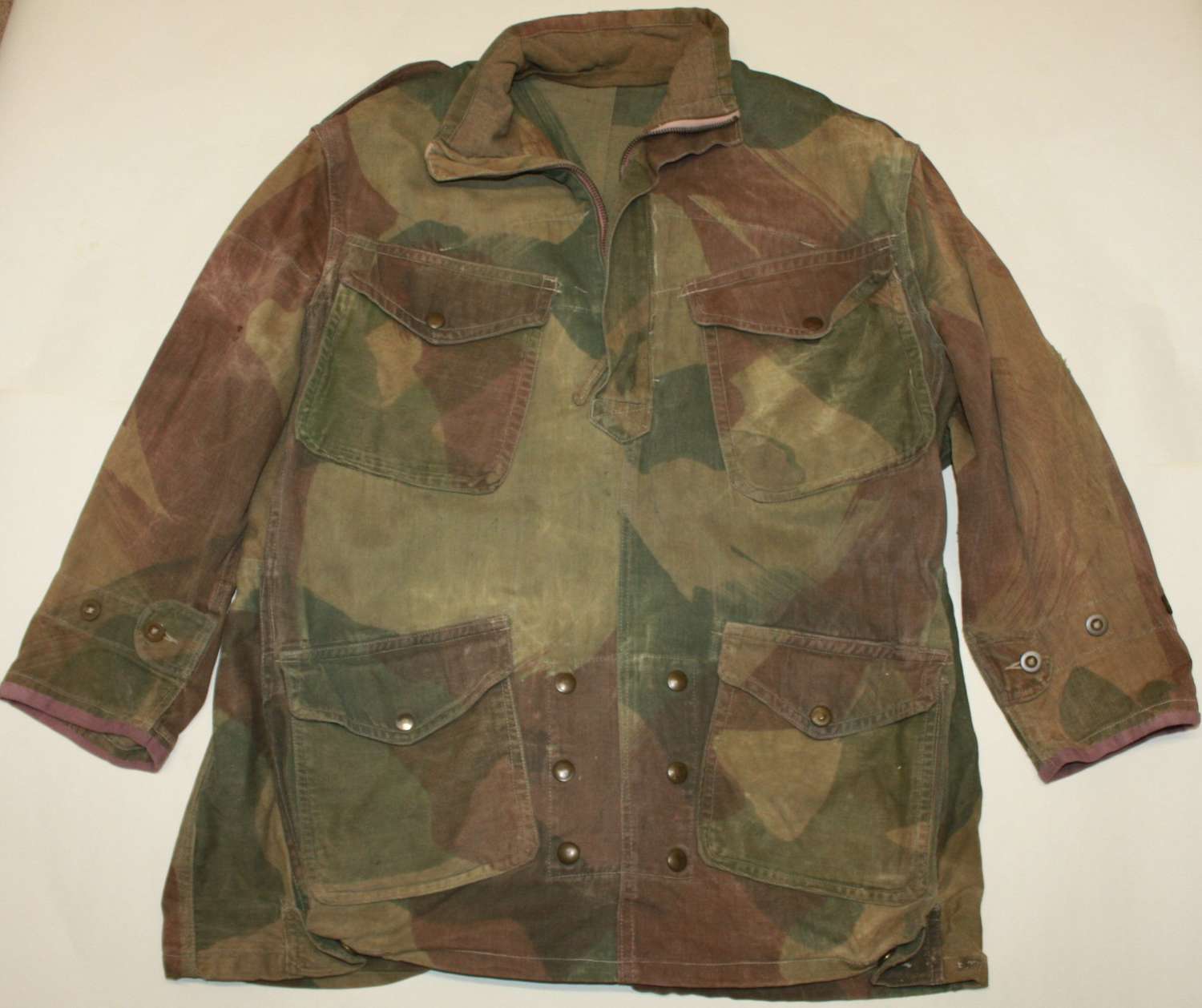 A RESONABLE EXAMPLE OF A EARLY POST WAR 2ND PATTERN DENISON SMOCK 1948