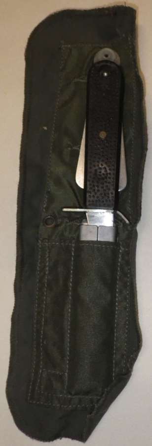 1980'S AND LATER RAF PARACHUTE / MAE WEST SURVIAL KNIFE