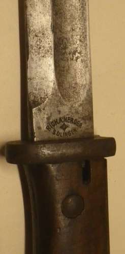 A 1918 DATED GERMAN K 98 BAYONET IN RESONABLE CONDITION