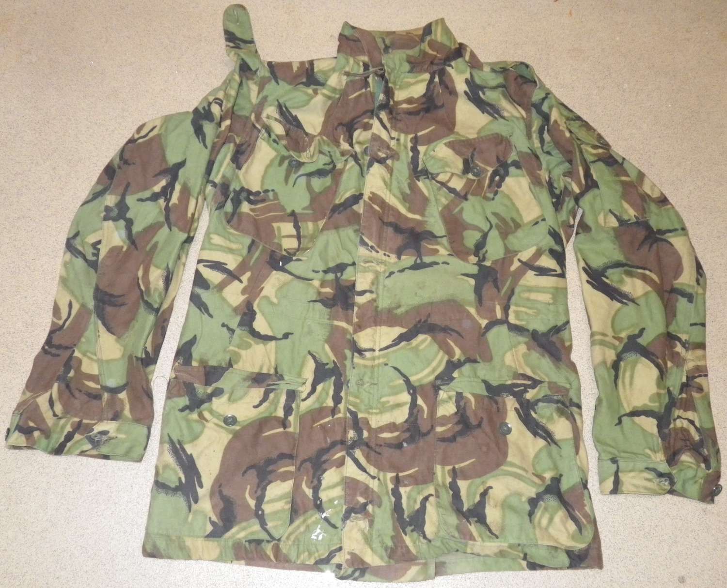 A SIZE 8 USED 1968 PATTERN DPM SMOCK
